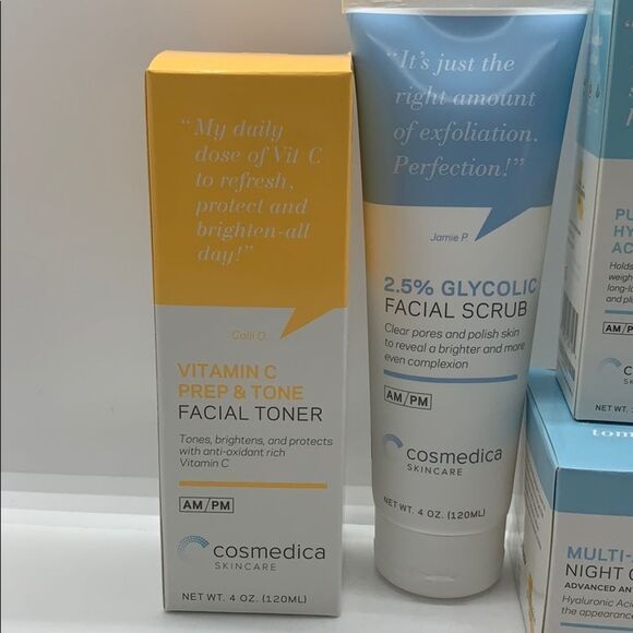 NIB Cosmedica Instant Brightening Kit - Picture 3 of 4